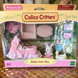 Calico Critters Sophie's Bunny Love 'n Care Set
